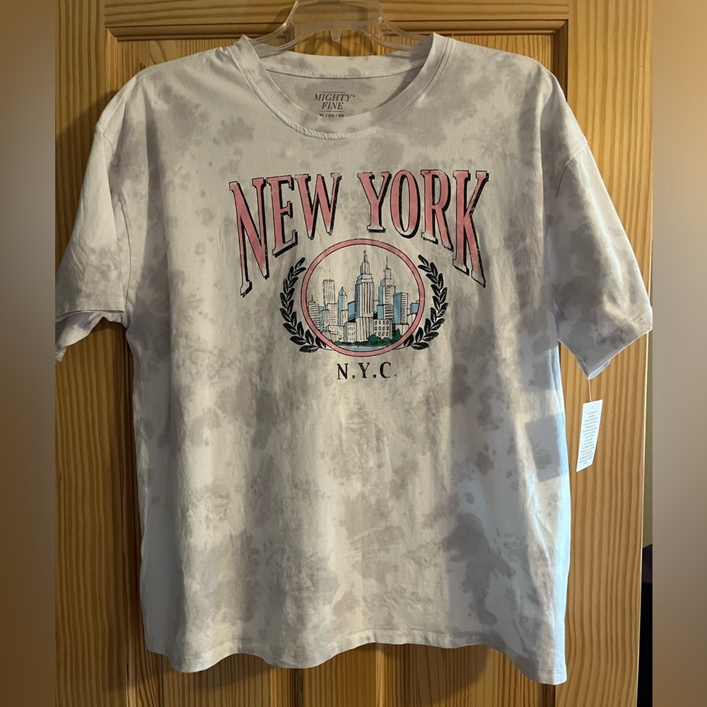 Men’s New York‎ Gray and White T Shirt Size XL